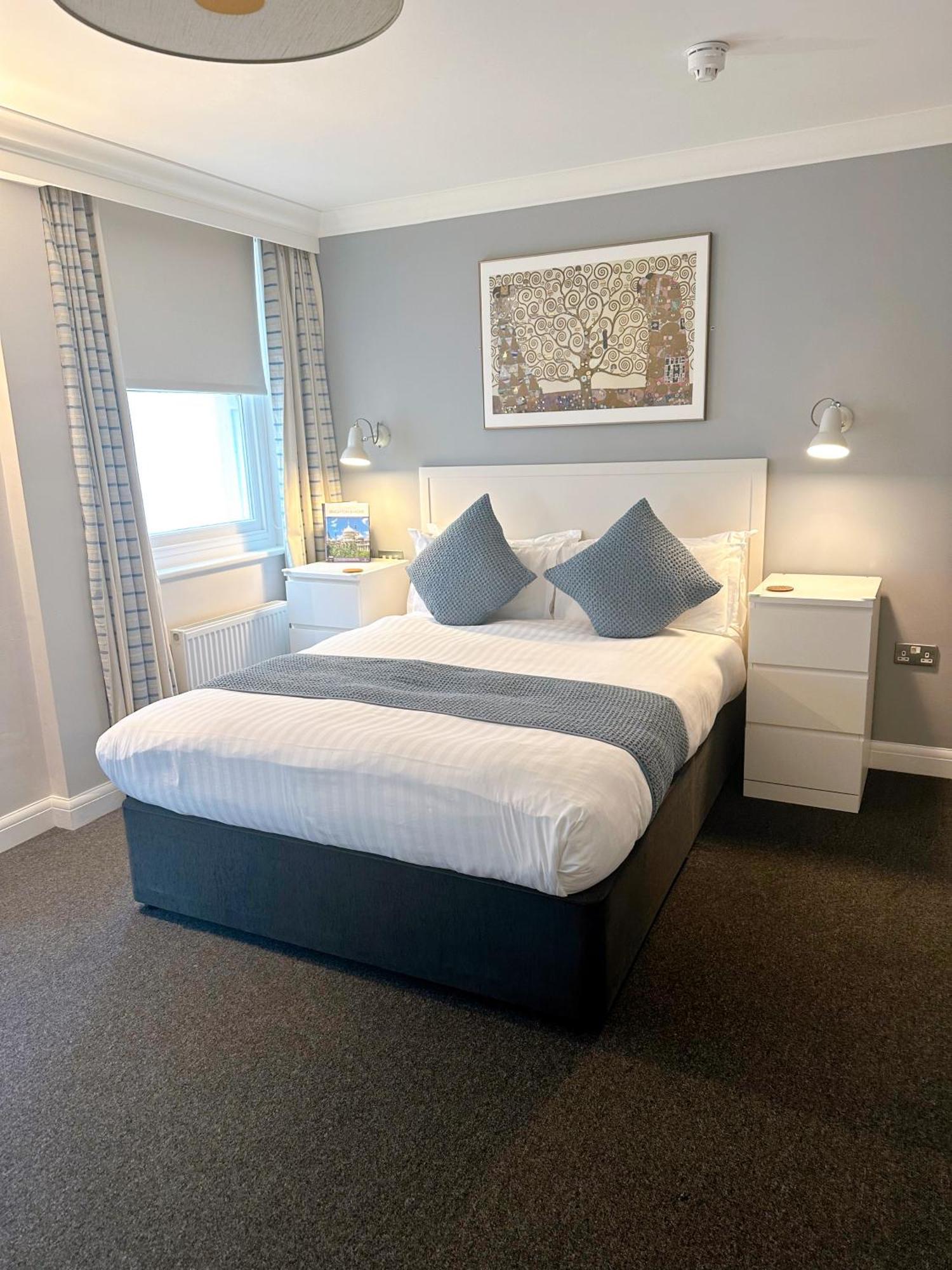 เลอจ็นด์ส โฮเต็ล Hotel Brighton ภายนอก รูปภาพ
