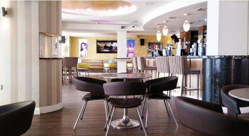 เลอจ็นด์ส โฮเต็ล Hotel Brighton ภายนอก รูปภาพ